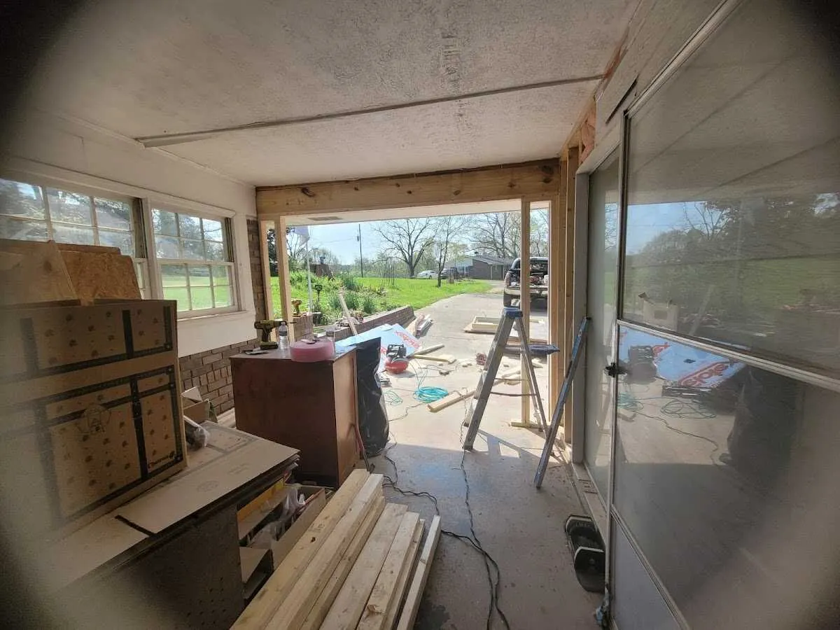 Air movers and dehumidifier for Drying & Dehumidification in Oviedo